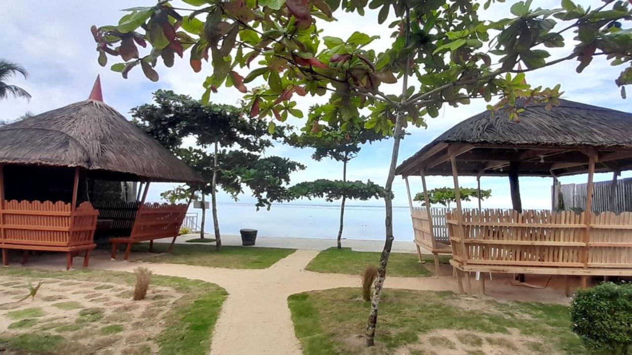 Takbo Beach Resort Хенерал Луна Екстериор снимка